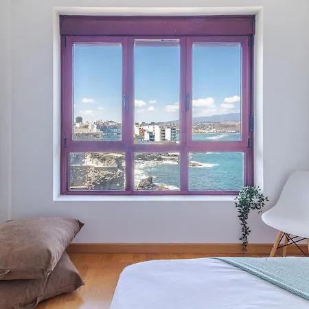 Cliff Canteras 公寓 *